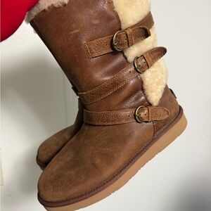 Brown Shearling-Lined Buckle Boots